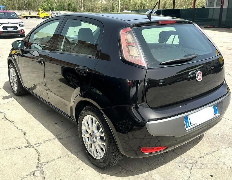 Usata Fiat Punto Evo S 75 CV (55 kW) 2011 Nero Utilitaria