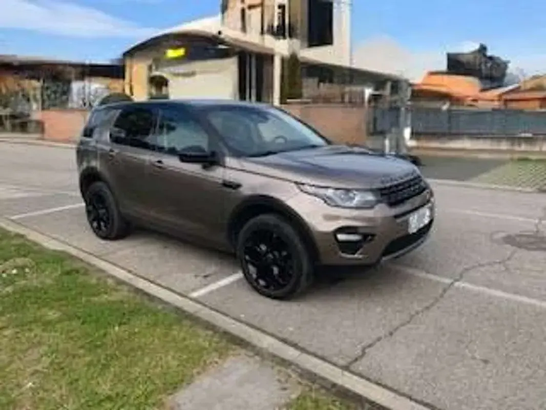 Usata Land Rover Discovery Sport SE 190 CV (139 kW) 2015 Bronzo SUV