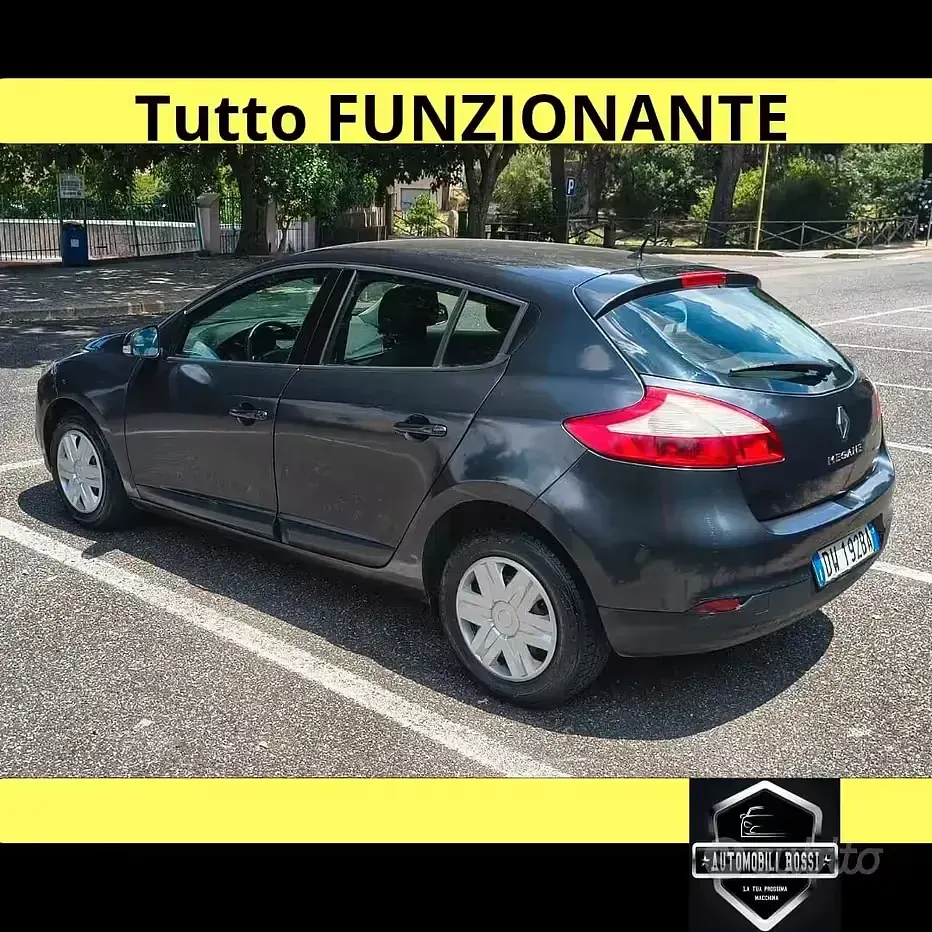 Usata Renault Mégane III Dynamique 90 CV (66 kW) 2009 Nero Berlina