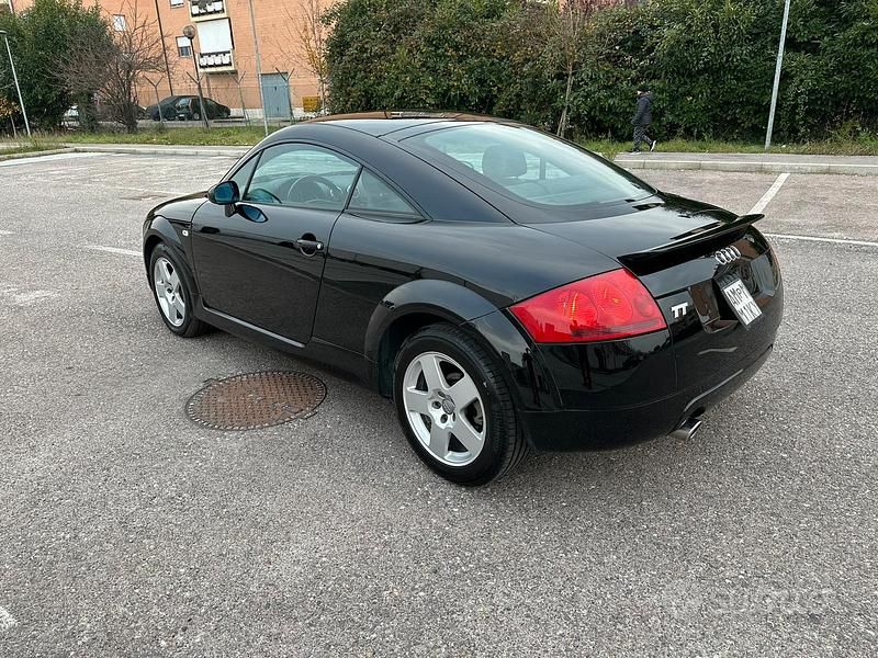 Usata Audi TT 180 CV (132 kW) 2001 Coupé