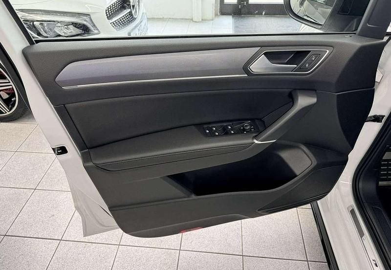 Usata VW Touran Highline 190 CV (139 kW) 2018 Monovolume