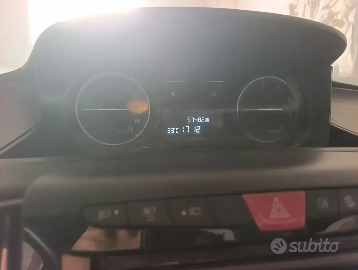 Usata Lancia Ypsilon 95 CV (69 kW) 2018 Rosso Utilitaria