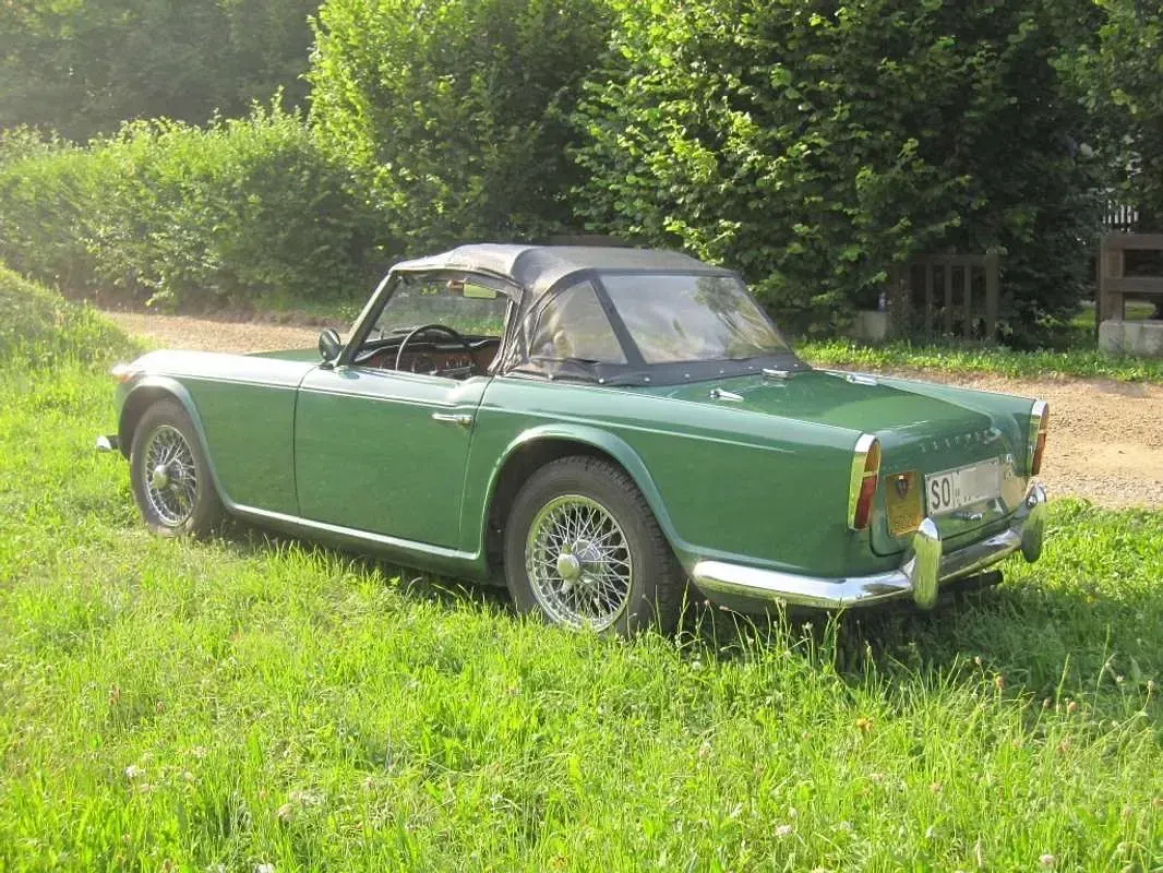 Usata Triumph TR4 101 CV (74 kW) 1965 Verde Cabrio