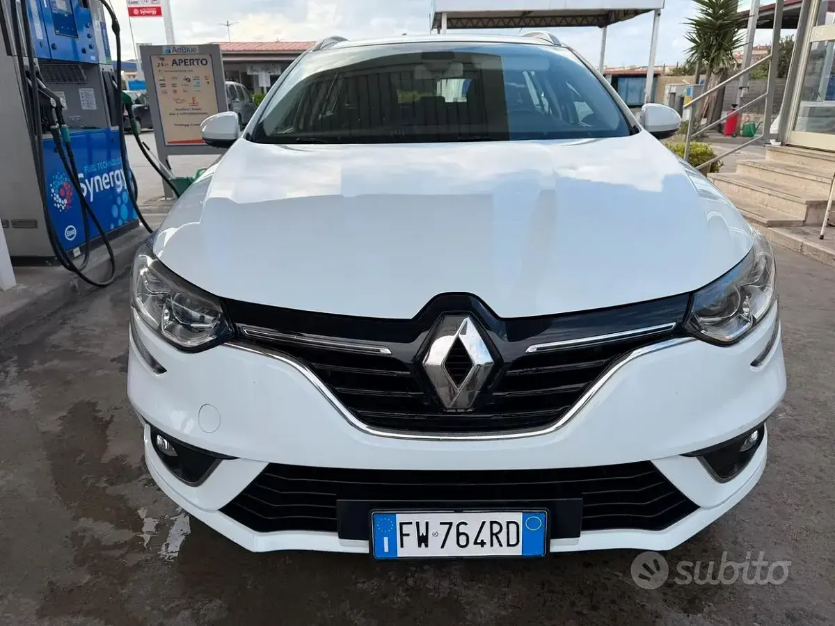 Usata Renault Mégane GrandTour Intens 110 CV (80 kW) 2019 Bianco Station wagon