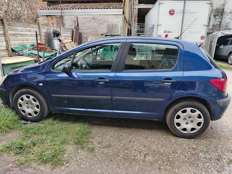 Usata Peugeot 307 75 CV (55 kW) 2002 Berlina