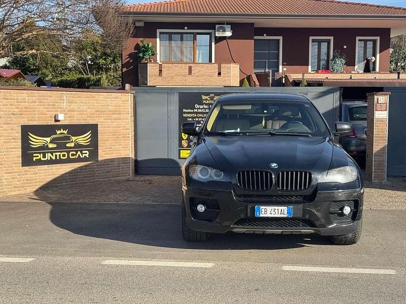 Nero Usata 2010 BMW X6 SUV | 14.900 € (Buon prezzo) - Immagine 1/4