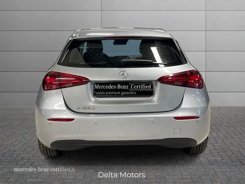 Usata Mercedes A180 Advanced 116 CV (85 kW) 2025 Argento high tech Utilitaria