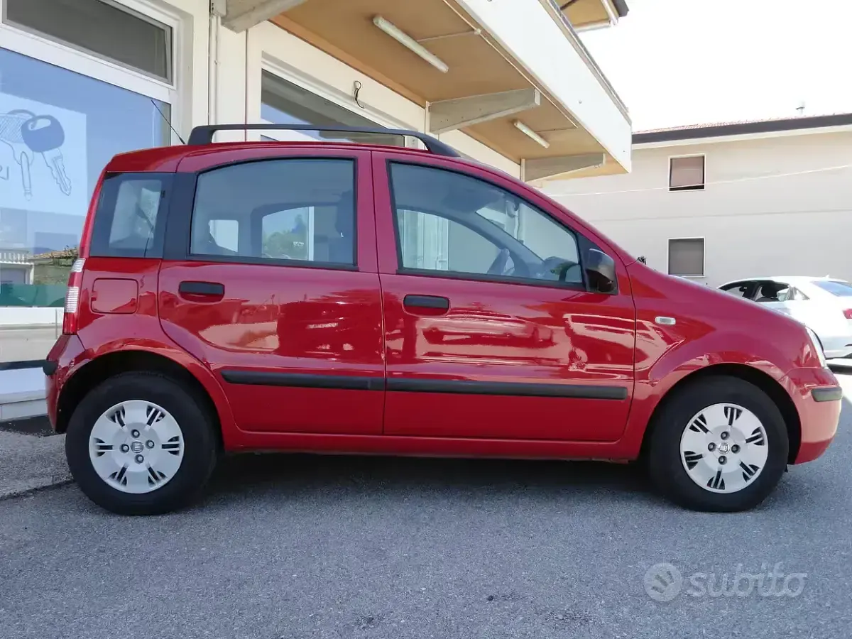 Usata Fiat Panda Dynamic 60 CV (44 kW) 2009 Rosso Utilitaria