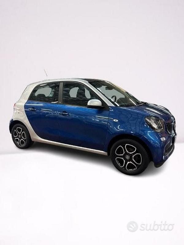 Usata Smart ForFour Passion 71 CV (52 kW) 2019 Blu Utilitaria