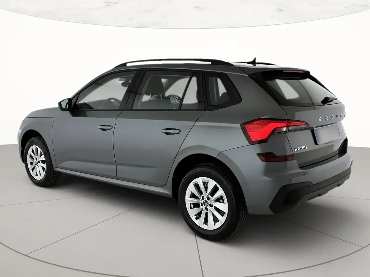Usata Skoda Kamiq Selection 95 CV (69 kW) 2025 Grigio graphite metallizzato SUV