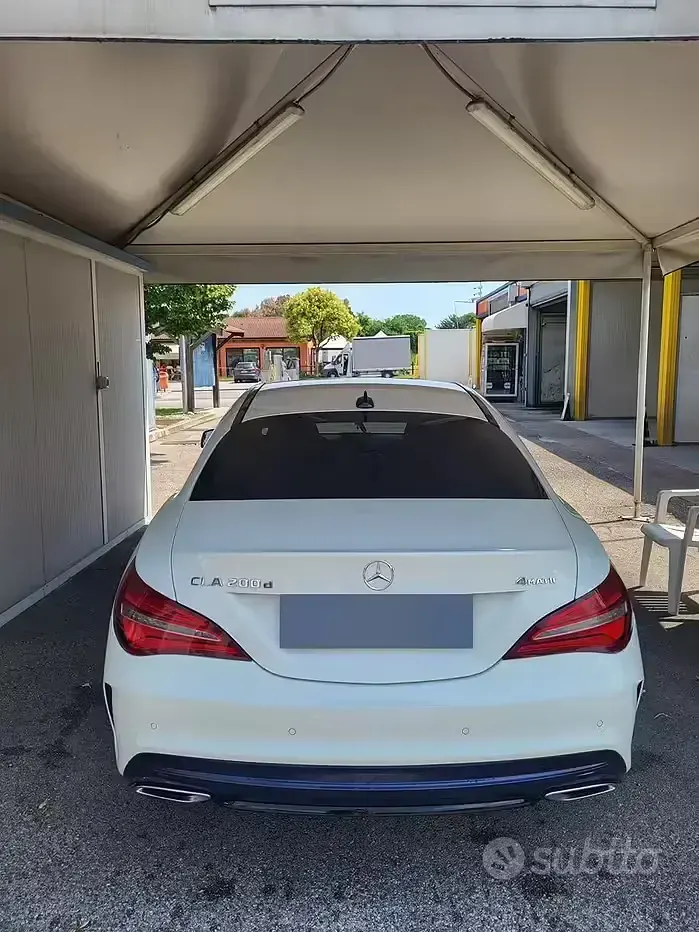Usata Mercedes CLA200 136 CV (100 kW) 2017 Bianco Coupé