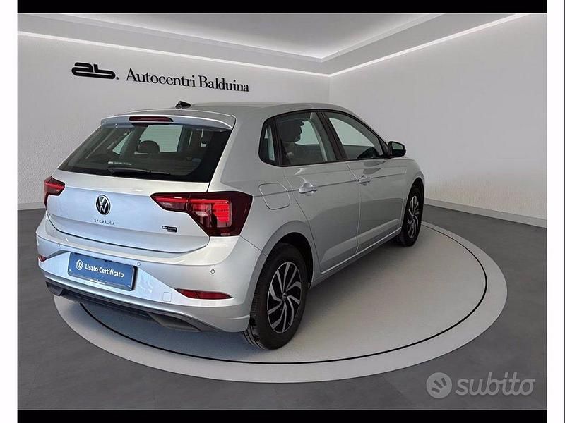 Usata VW Polo Life 80 CV (58 kW) 2023 Grigio Utilitaria