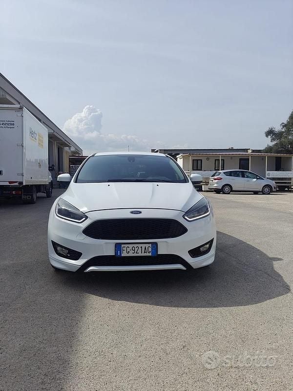 Usata Ford Focus ST-Line 2016 Bianco Berlina