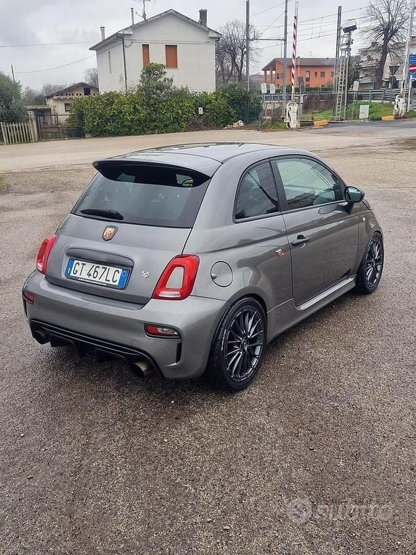 Usata Abarth 595 165 CV (121 kW) 2024 Grigio Berlina
