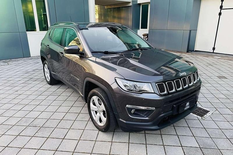 Usata Jeep Compass Longitude 140 CV (102 kW) 2018 Grigio SUV