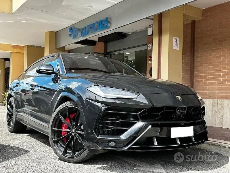 Usata Lamborghini Urus 650 CV (478 kW) 2020 Nero SUV