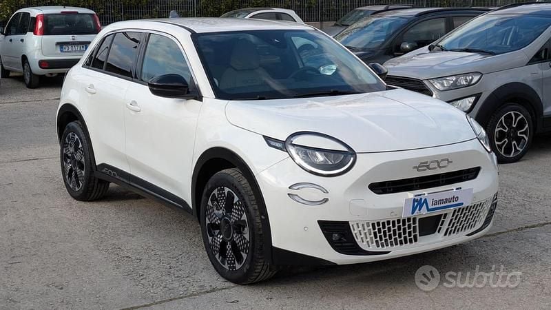 Usata Fiat 600 La Prima 110 CV (80 kW) 2025 Bianco SUV