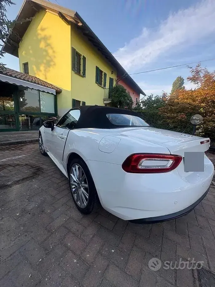 Usata Fiat 124 Spider 140 CV (102 kW) 2018 Bianco Cabrio