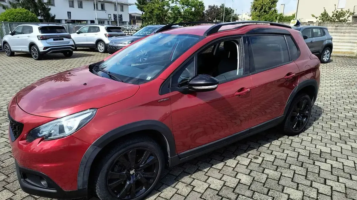 Gebraucht Peugeot 2008 GT-line 102 PS (75 kW) 2018 Rot SUV