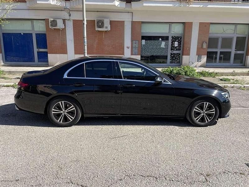 Usata Mercedes E220 Business 194 CV (142 kW) 2020 Berlina