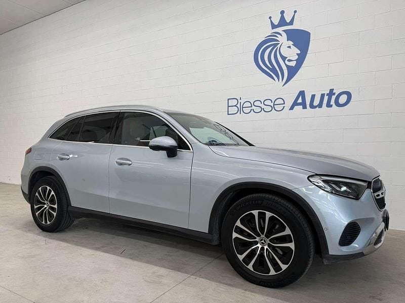 Argento Usata 2023 Mercedes GLC220 Premium Plus SUV | 39.900 € (Super prezzo) - Immagine 1/4