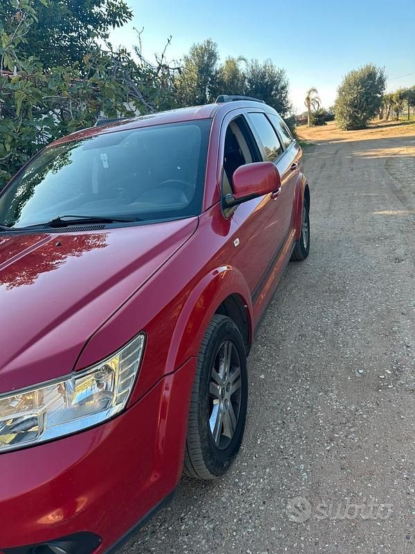 Rosso Usata 2016 Fiat Freemont SUV | 13.000 € (Molto cara) - Immagine 1/3