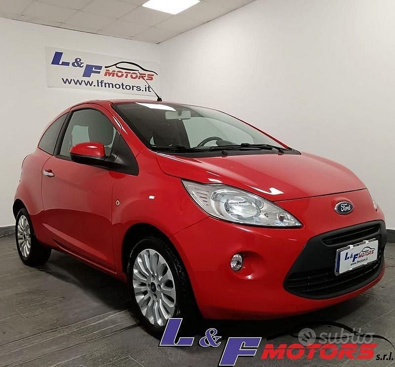 Usata Ford Ka 69 CV (50 kW) 2015 Rosso Utilitaria