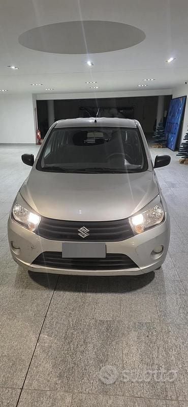 Usata Suzuki Celerio 68 CV (50 kW) 2016 Grigio Utilitaria