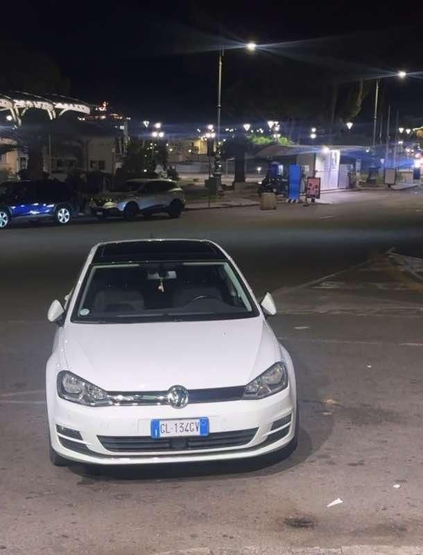 Usata VW Golf VII Advance 110 CV (80 kW) 2015 Berlina