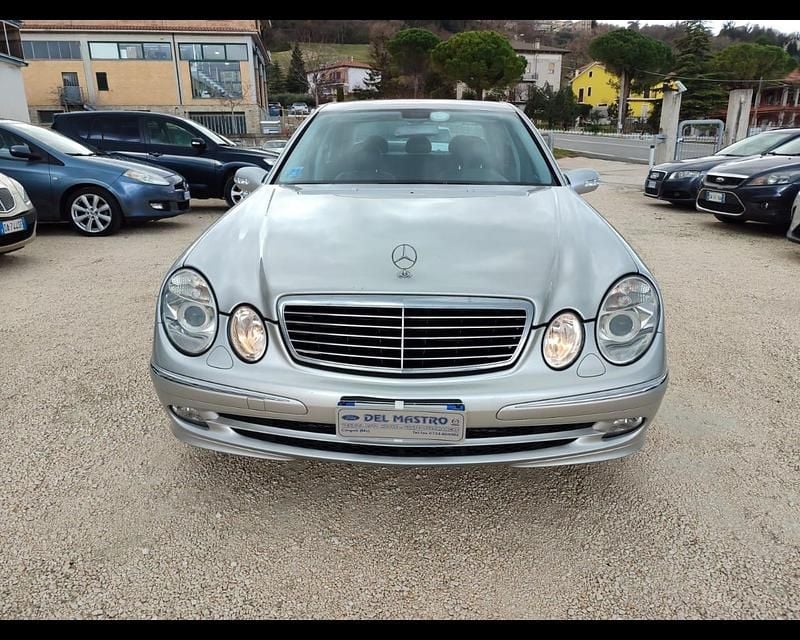 Occasion Mercedes E280 Classic 177 ch (130 kW) 2005 Gris Berline