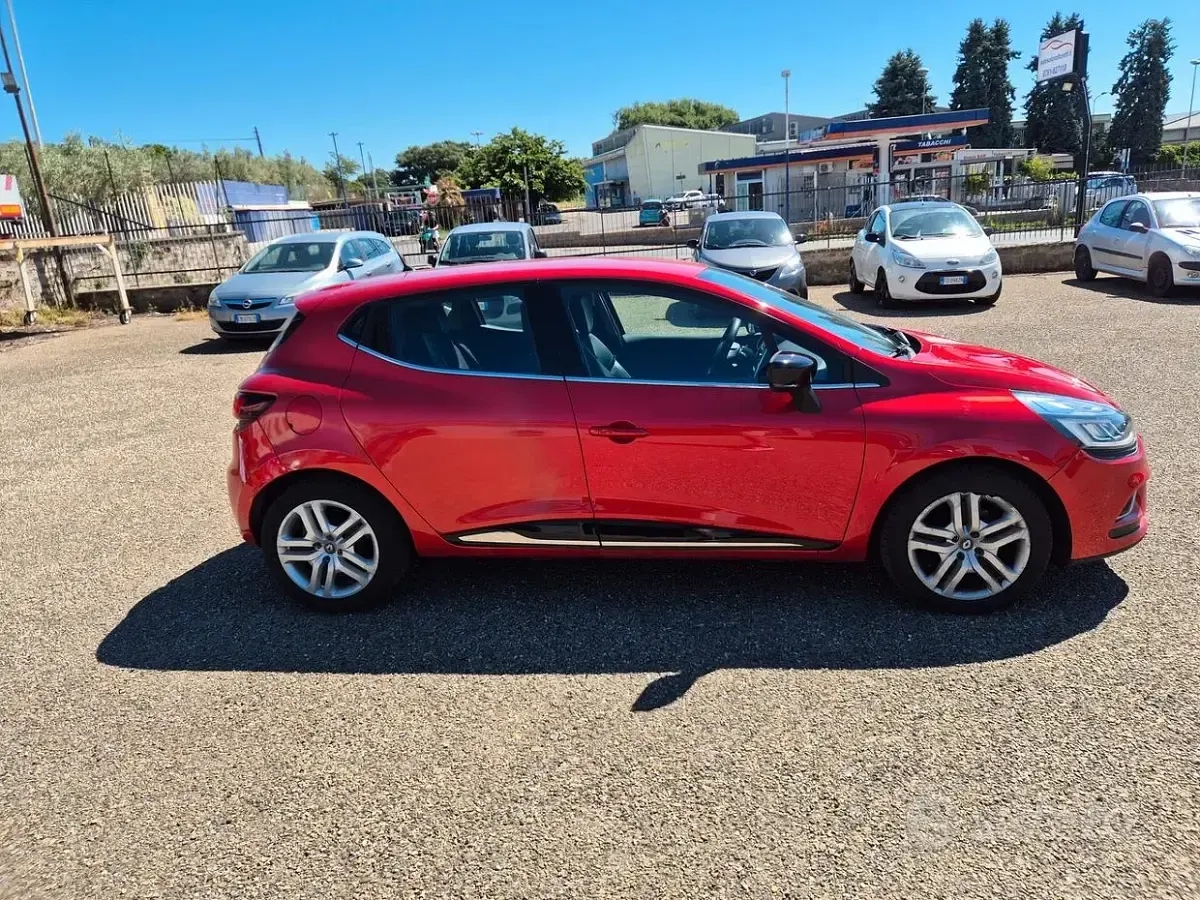 Usata Renault Clio IV Business 90 CV (66 kW) 2019 Rosso Berlina