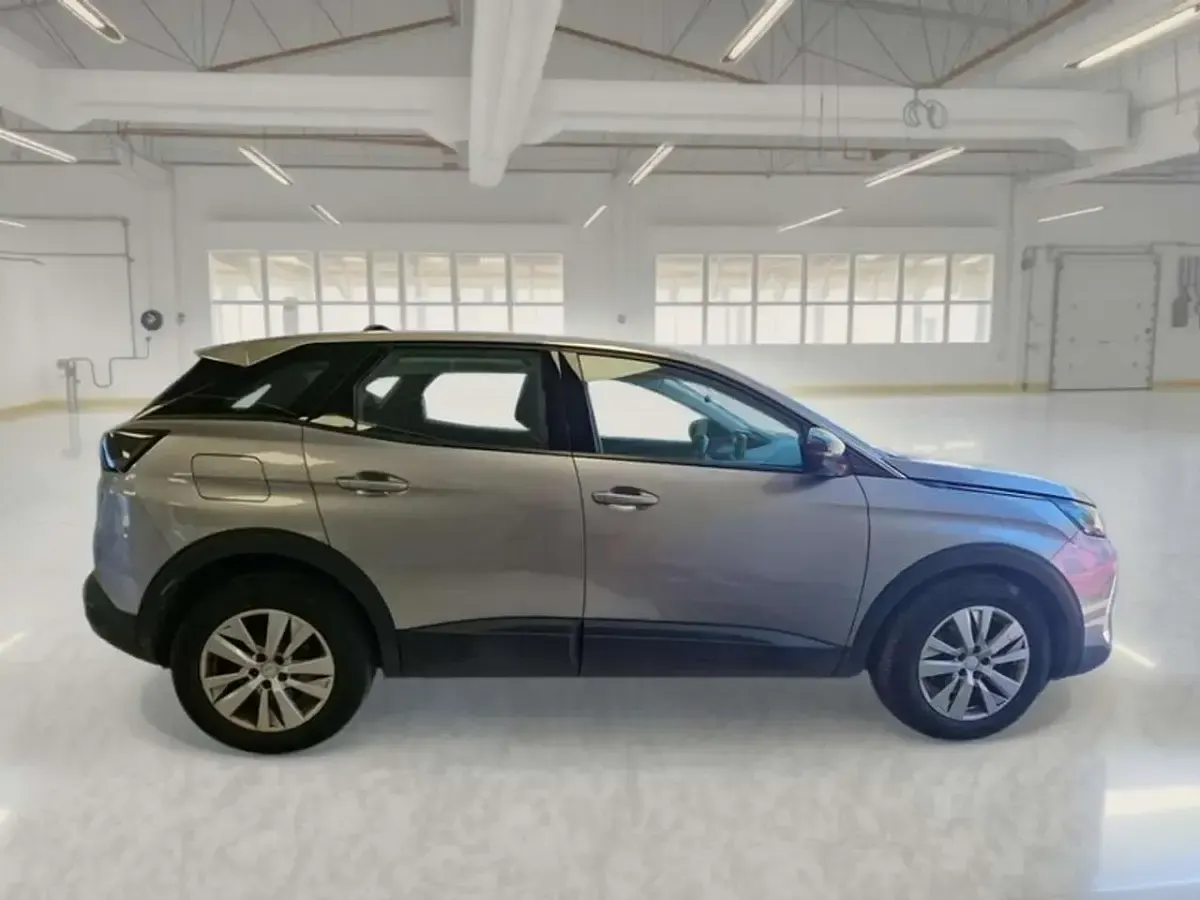 Usata Peugeot 3008 Active 131 CV (96 kW) 2021 Grigio SUV
