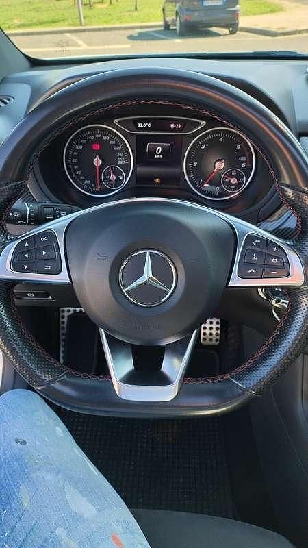 Usata Mercedes B200 Premium 140 CV (102 kW) 2016 Monovolume