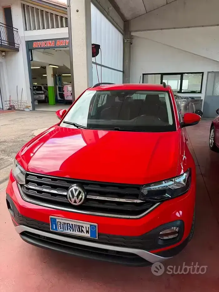 Usata VW T-Cross 116 CV (85 kW) 2019 Rosso SUV
