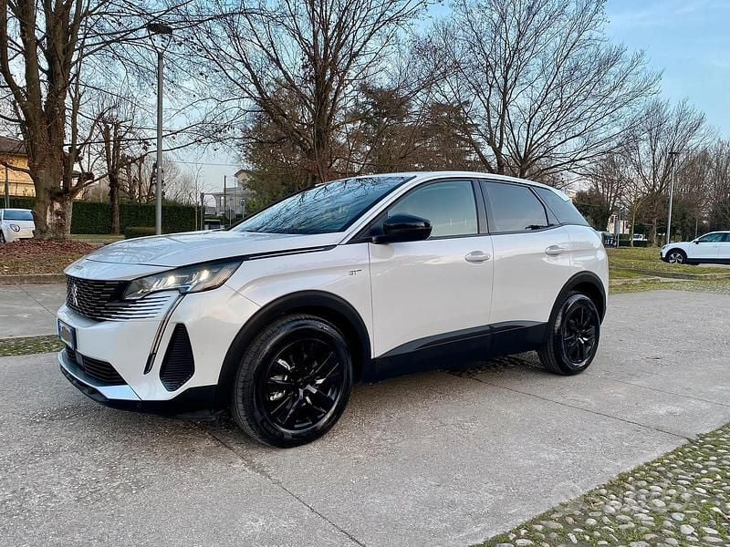 Usata Peugeot 3008 GT-line 131 CV (96 kW) 2022 Bianco SUV