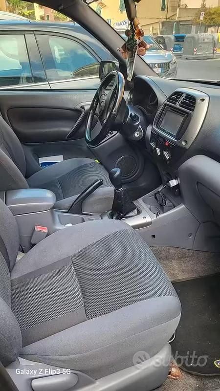 Usata Toyota RAV4 2002 Grigio SUV