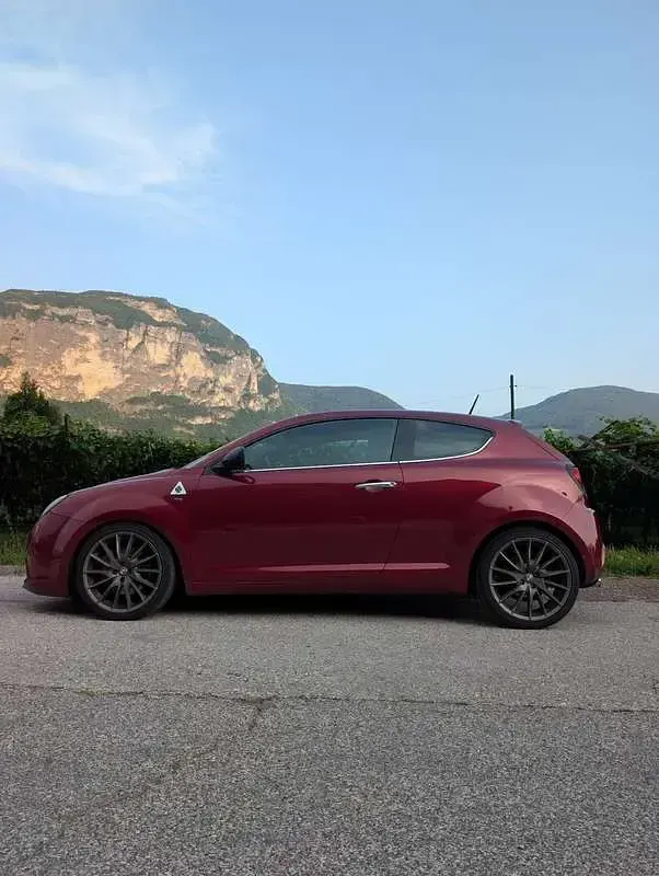Usata Alfa Romeo MiTo Quadrifoglio Verde 170 CV (125 kW) 2010 Rosso Utilitaria