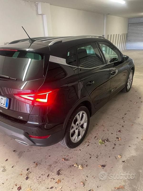 Usata Seat Arona 90 CV (66 kW) 2023 Nero SUV