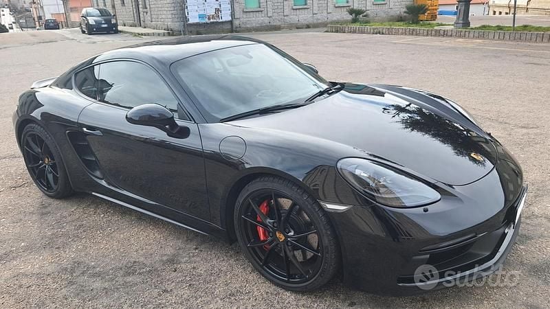 Usata Porsche 718 Cayman 366 CV (269 kW) 2018 Nero Coupé