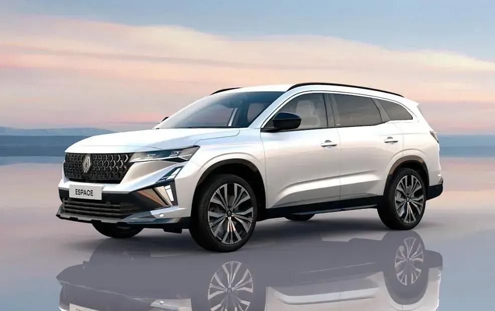 Nuova Renault Espace Techno 130 CV (95 kW) 2026 Bianco SUV