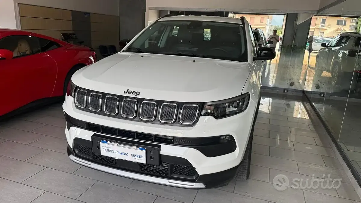 Usata Jeep Compass 131 CV (96 kW) 2023 Bianco SUV
