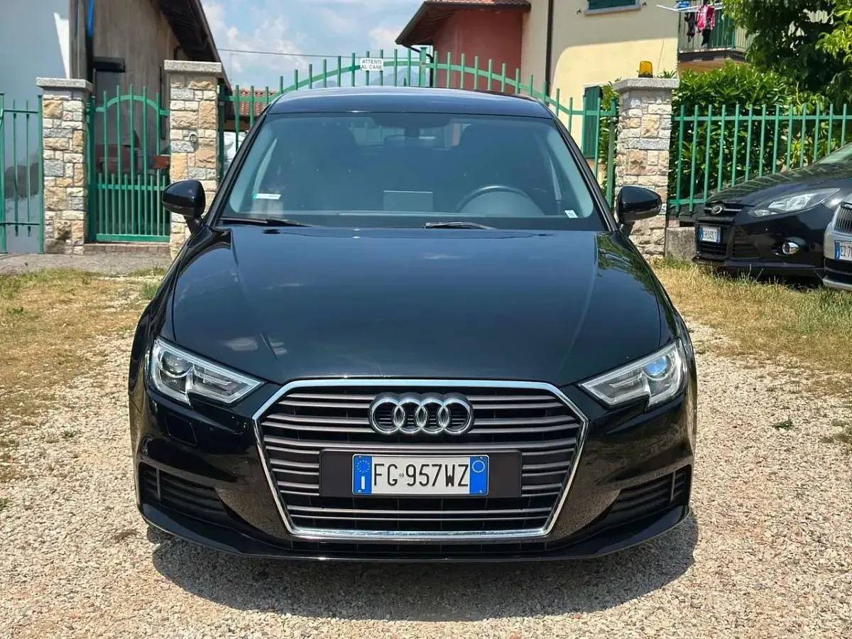 Usata Audi A3 Business 116 CV (85 kW) 2018 Nero Berlina