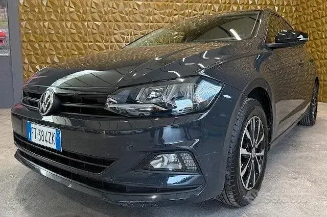 Usata VW Polo Comfortline 65 CV (47 kW) 2019 Grigio Utilitaria