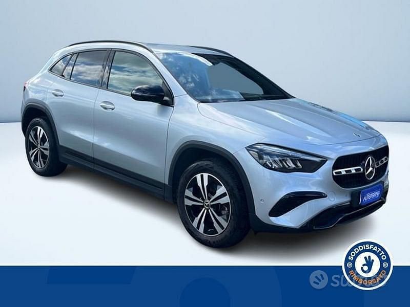 Usata Mercedes GLA180 Advanced 115 CV (84 kW) 2025 Grigio SUV
