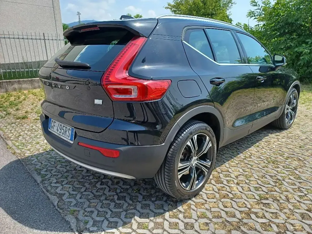 Usata Volvo XC40 Inscription 129 CV (94 kW) 2021 Nero SUV