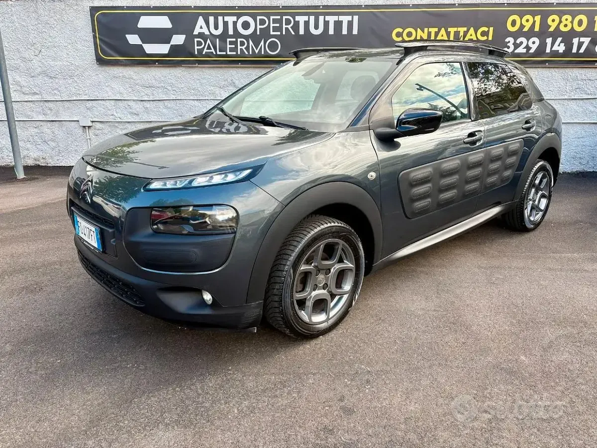 Usata Citroën C4 Shine 99 CV (72 kW) 2016 Grigio SUV