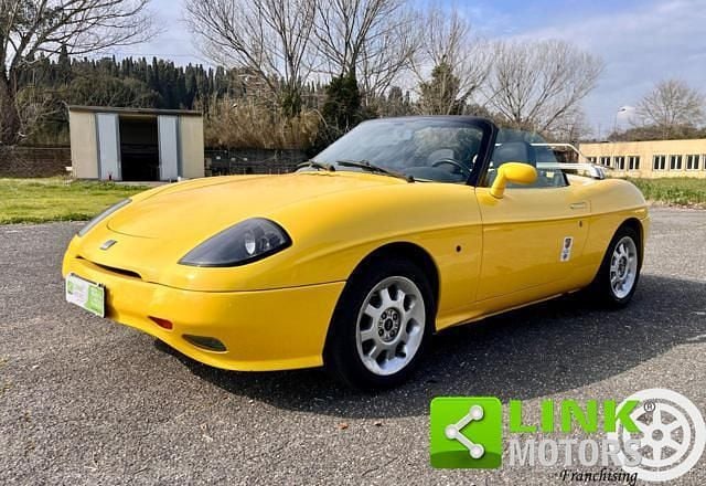 Usata Fiat Barchetta 131 CV (96 kW) 1997 Giallo Cabrio