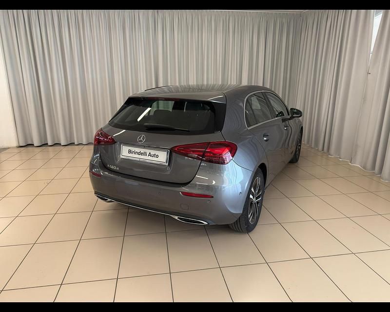 Usata Mercedes A180 Advanced 115 CV (84 kW) 2024 Grigio Utilitaria