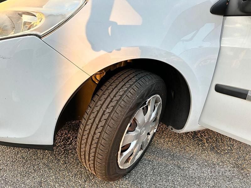 Usata Renault Clio IV 2012 Bianco Utilitaria