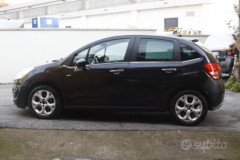 Nero Usata 2010 Citroën C3 Seduction Tre volumi | 4500 € (Buon prezzo) - Immagine 1/4